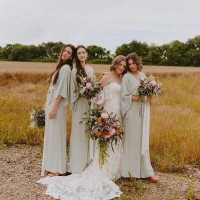 Beautiful a-line v neck saga chiffon boho bridesmaid dresses