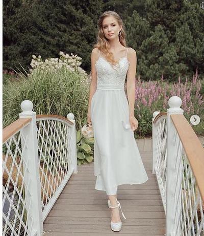 Simple Lace Wedding Dresses Bridal Gowns