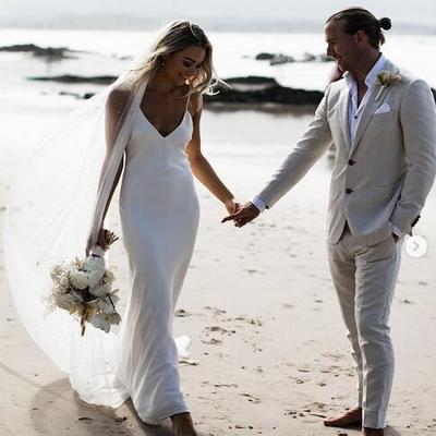 Simple spaghetti straps wedding dresses bridal gowns