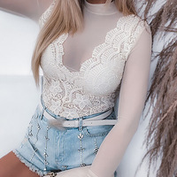 Sexy High-Necked Lace Tight Blouse - Thumbnail 3