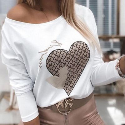 Long-sleeved off-shoulder love top