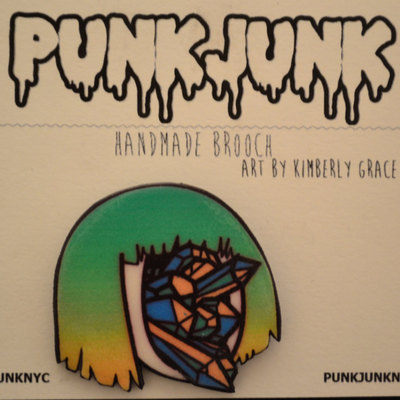 Green crystal girl brooch