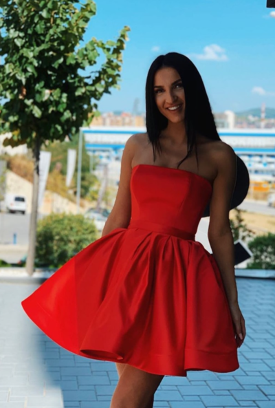 Strapless Short Red Homecoming Dress 