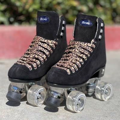 Moxi "panther" skate