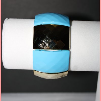 Baby blue & gold chunky bracelet