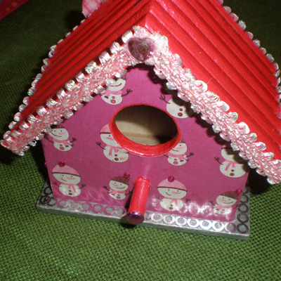 Snowbabies birdhouse