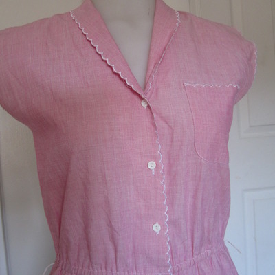 Pink and scalloped - Thumbnail 3