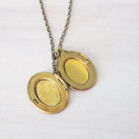 Locket layering necklace, 30 inches - Thumbnail 3