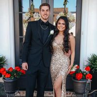 Sparkly Mermaid V Neck Gold Sequins Long Prom Evening Dresses with Slit - Thumbnail 1