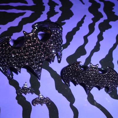 Bat jewellery set 