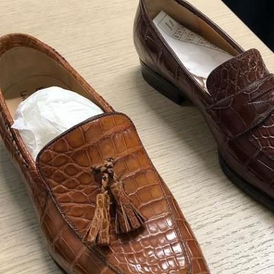 Elegant hot sale brown crocodile skin shoes, handmade tassels loafer formal wear shoes