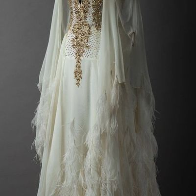 Unique spaghetti straps beaded crystal wedding dress, long sleeves feather chiffon wedding dresses,585 - Thumbnail 4