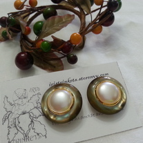 Classy pearl earrings (big)