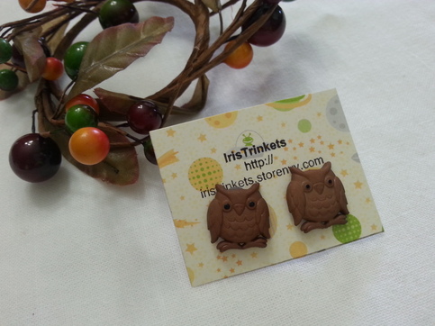 Tan owl earrings