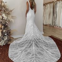 Elegant Mermaid Square Neck White Lace Wedding Dresses with Train - Thumbnail 1