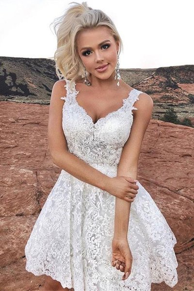 SP1862,White Short Lace Homecoming Dresses V Neck Appliques Cocktail Dresses