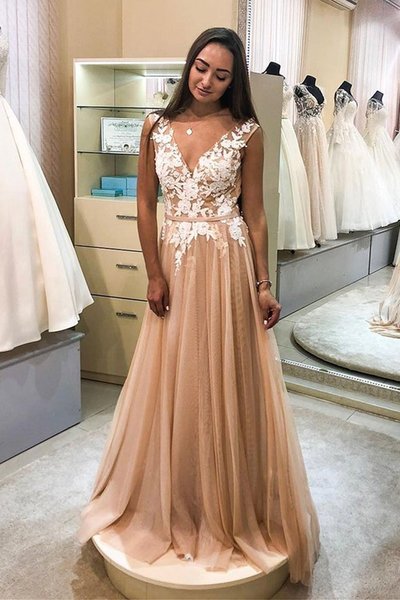 SP1907,Elegant V Neck Sleeveless Long Lace Prom Dress