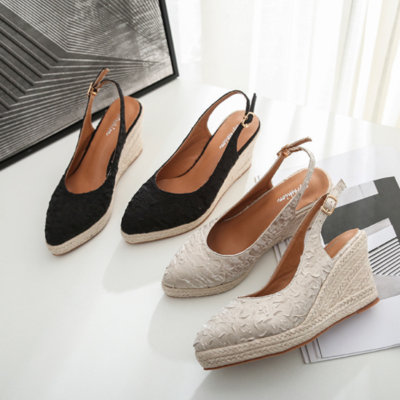 High heel buckle wedge shoe retro embroidery 