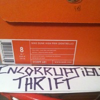 Dontrelle Willis (Tiger Woods) Nike Dunks Size 8  - Thumbnail 4