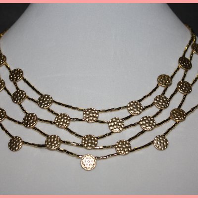 Gold hammered disc necklace & earrings