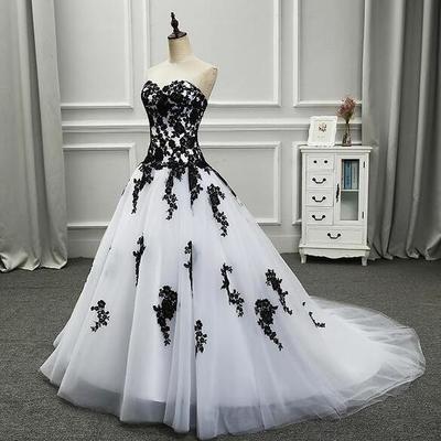 Elegant mermaid wedding dresses with black lace appliqued sweetheart bridal gowns  - Thumbnail 3