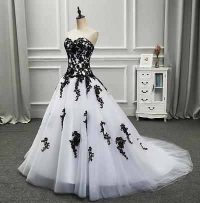 Elegant Mermaid Wedding Dresses with Black lace Appliqued Sweetheart Bridal Gowns 