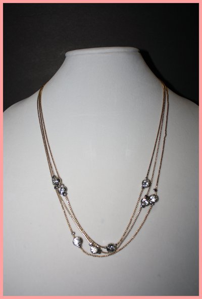 Gold diamond stud necklace with earrings