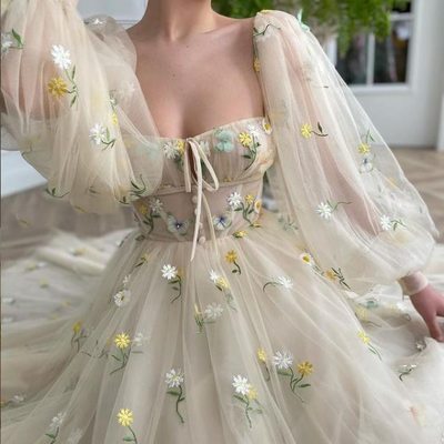  puff full sleeves sweetheart embroidery