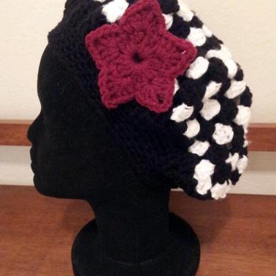 Black and white crochet hat 
