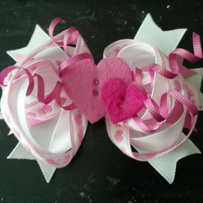Pink heart twirls - Thumbnail 2