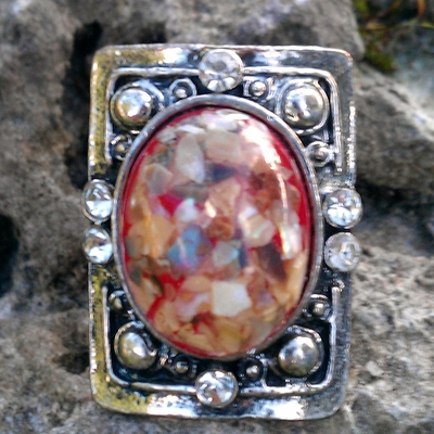 Oval crimson frame