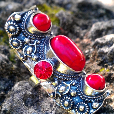 Tribal crimson ring