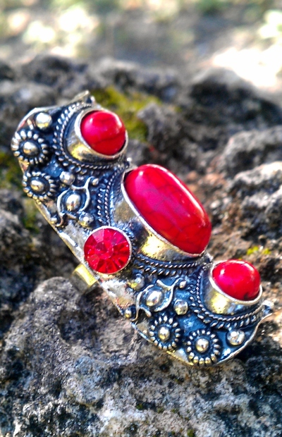 Tribal Crimson Ring