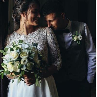 Vintage bohemian wedding dresses with 3/4 long sleeve modest jewel neck lace chiffon country western bridal informal wedding gown