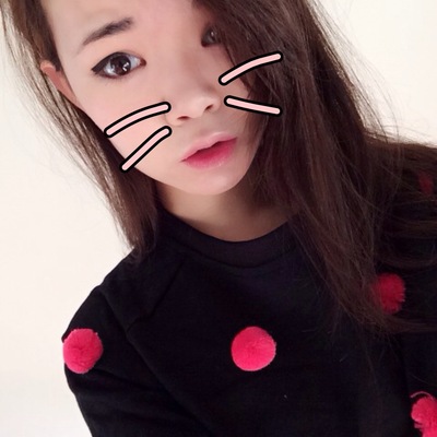 3d pom pom crop sweater