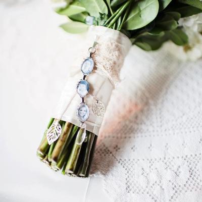 Bouquet pendant
