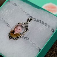 Bouquet Pendant - Thumbnail 1