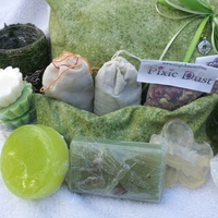 Personal Home Spa Kit in Shades of Green - Thumbnail 3