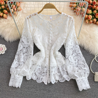 Vintage Red/White/Pink Hollow Out Lace - Thumbnail 2
