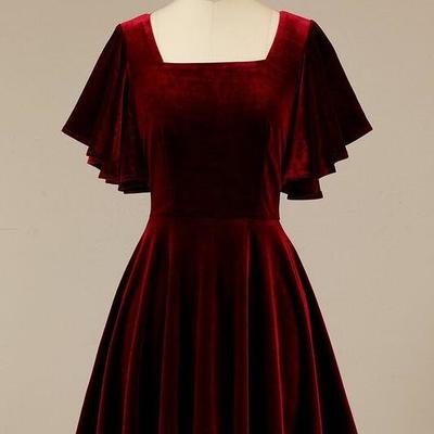 Burgundy velvet short prom/homecoming dress - Thumbnail 3