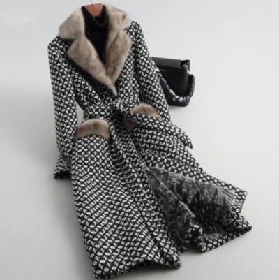 Velvet Padded Warm High-quality Ladies Long Fur Coat