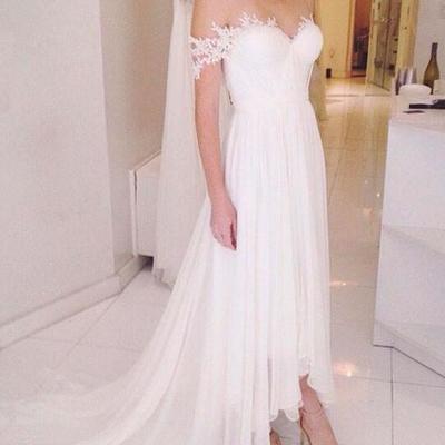 Off the shoulder chiffon wedding dress with lace applique - Thumbnail 2