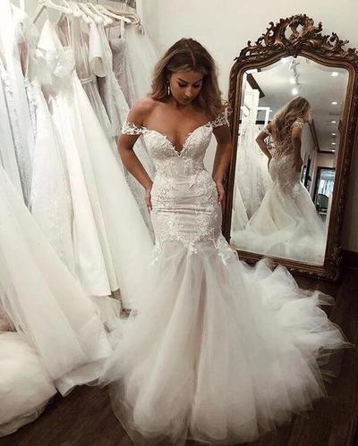 Off Shoulder Mermaid Tulle Wedding Dress with Lace