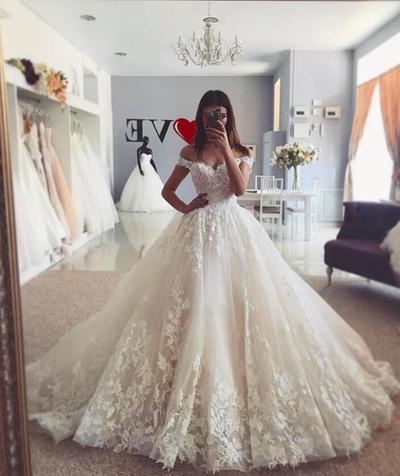 Vintage Off shoulder Ivory Lace wedding Dresses