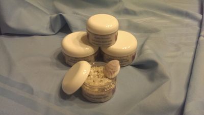 Bath and Beauty - Bath Salts 4 oz.