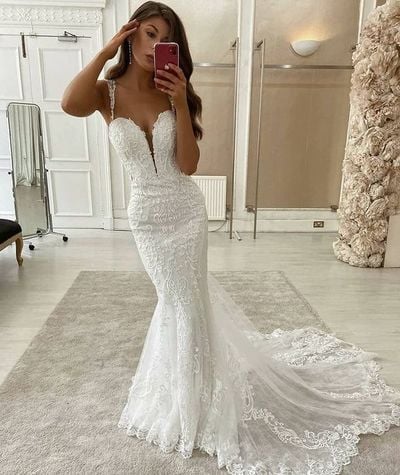 Mermaid V Neck White Lace Wedding Dress Bride Dress 2022,700