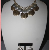 Silver & Gold Hammered Disc Layered Necklace with Earrings - Thumbnail 2