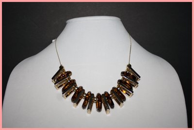 Stunning gold & tortise necklace