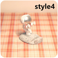 Astronaut creative mobile phone holder - Thumbnail 4
