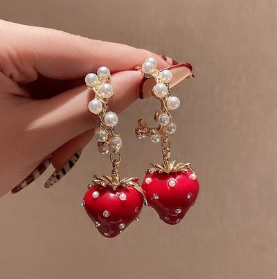 Sweet red strawberry pearl long earrings